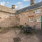 Lowther - District With Log Burner Clifton (Cumbria)